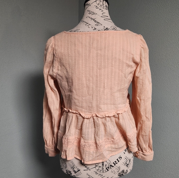 American Eagle Outfitters Peach Small Top - Picture 2 of 3